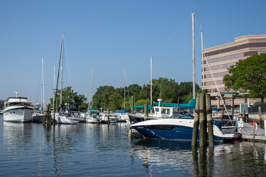 Harbor Point East Marina